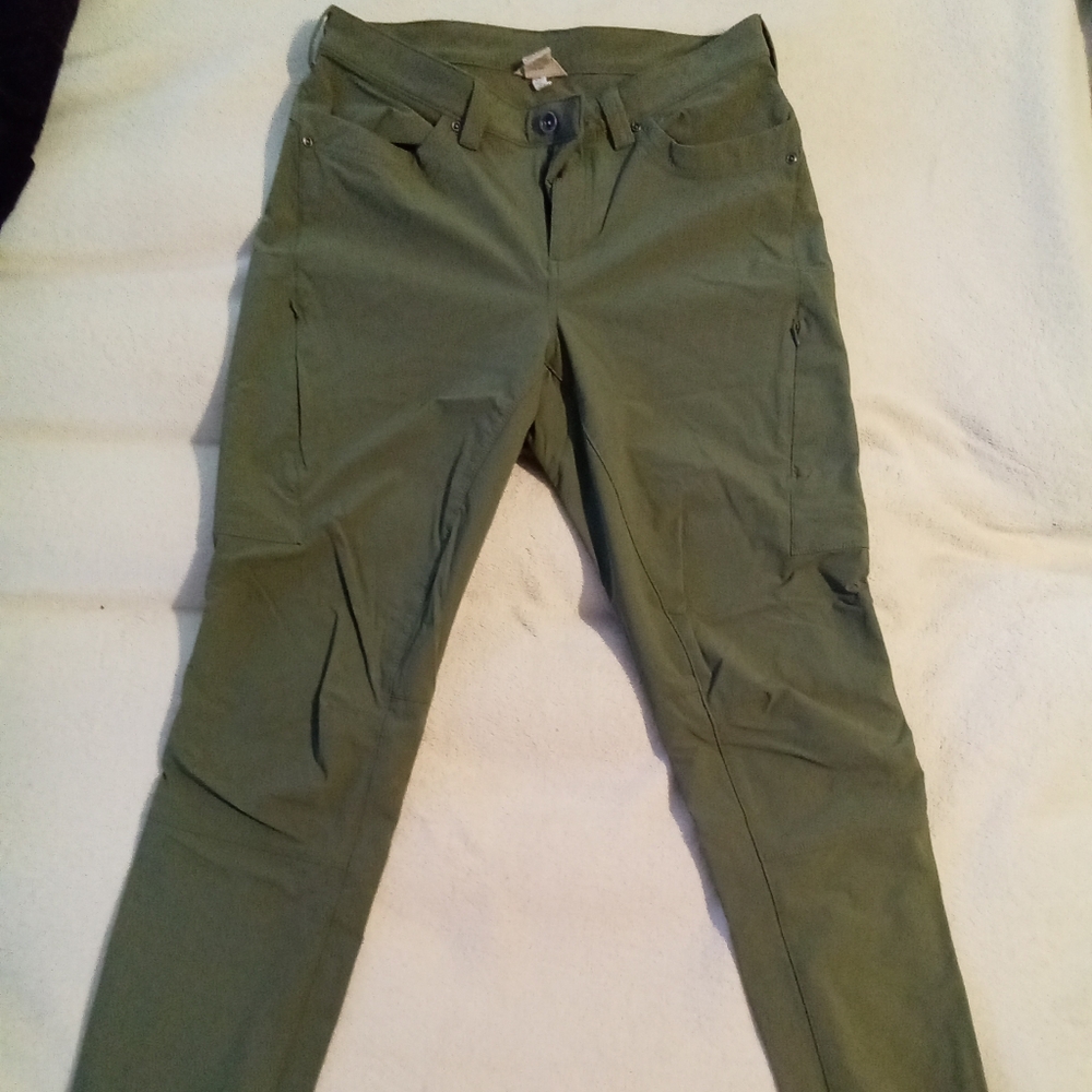 Flexpedition Slim Leg Pants